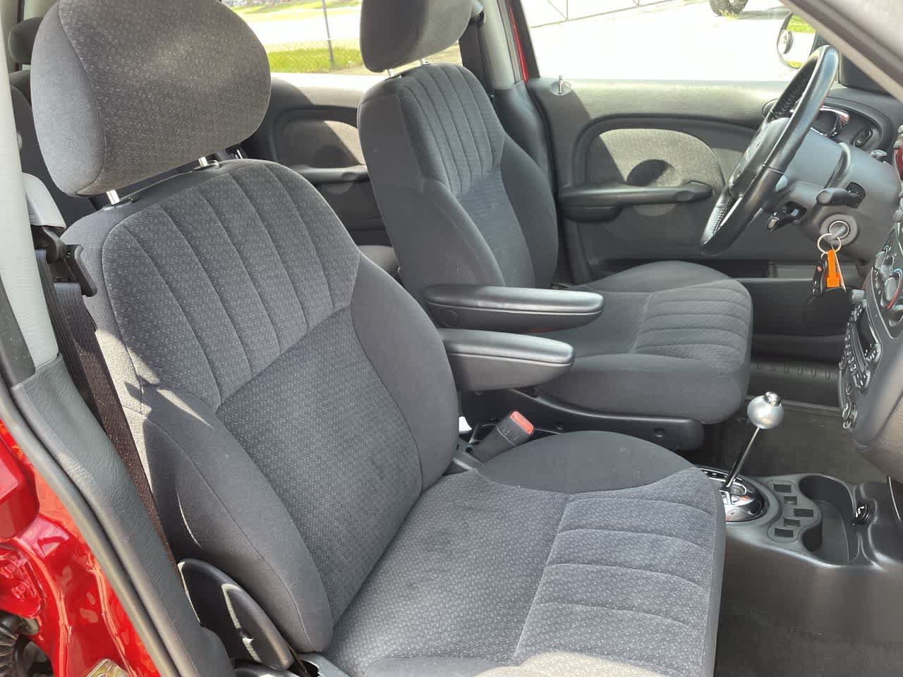 Used 2004 Chrysler PT Cruiser Touring w/ Chrome Accents Group FWD image 14
