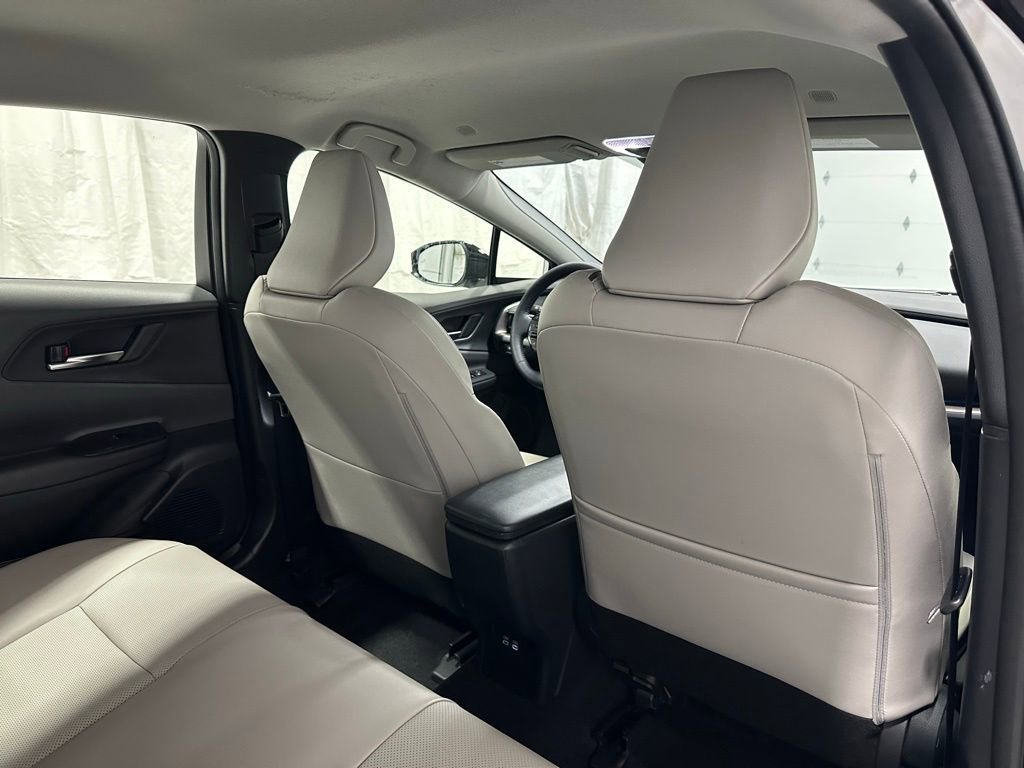 Used 2025 Toyota Prius XLE image 55