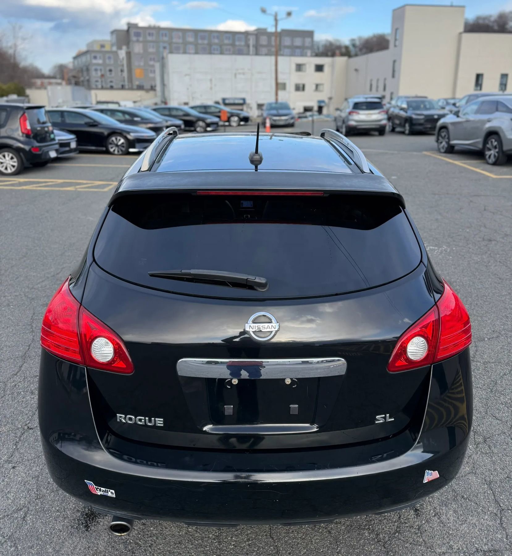 Used 2011 Nissan Rogue SV w/ SL Pkg FWD image 7