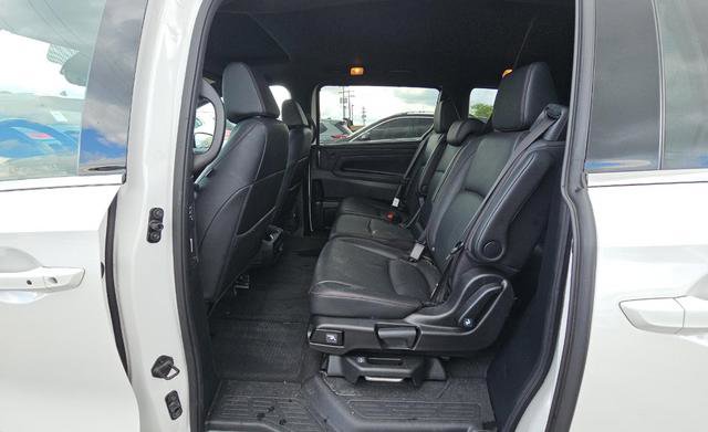 Used 2025 Honda Odyssey Sport-L image 12