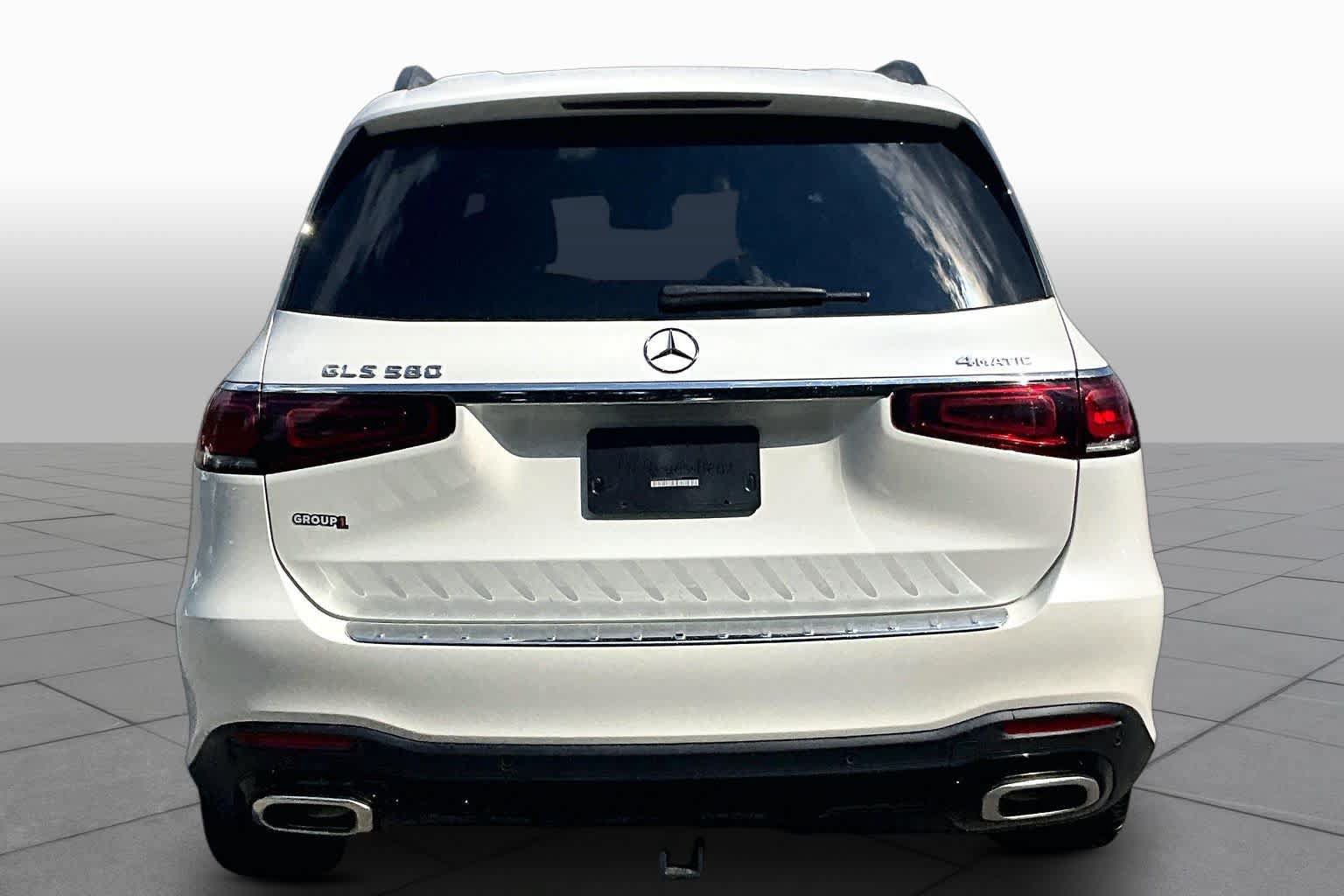 Used 2021 Mercedes-Benz GLS 580 4MATIC image 5