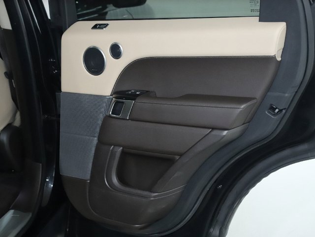 Used 2022 Land Rover Range Rover Sport HSE Silver Edition image 32