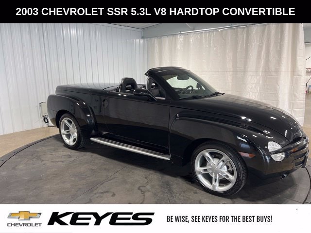 Used 2003 Chevrolet SSR w/ Preferred Equipment Group RWD image 38