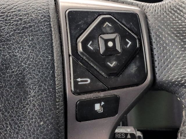 Certified 2017 Toyota Tacoma SR5 w/ Tow Package image 17