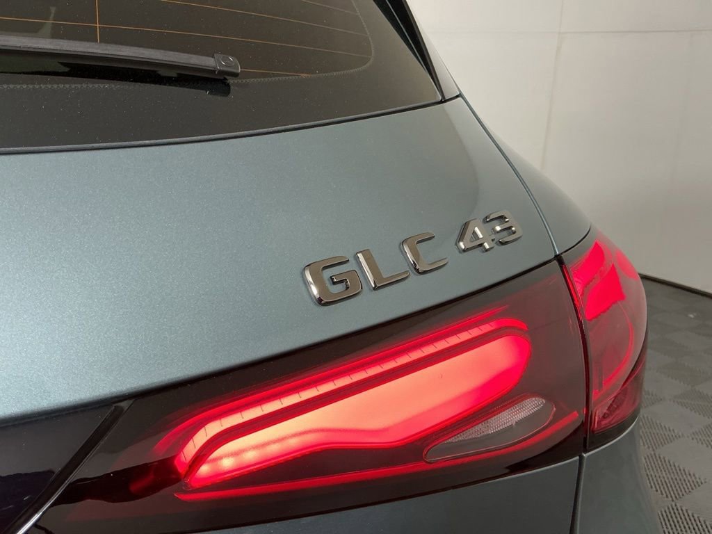 Used 2025 Mercedes-Benz GLC 43 AMG 4MATIC image 27