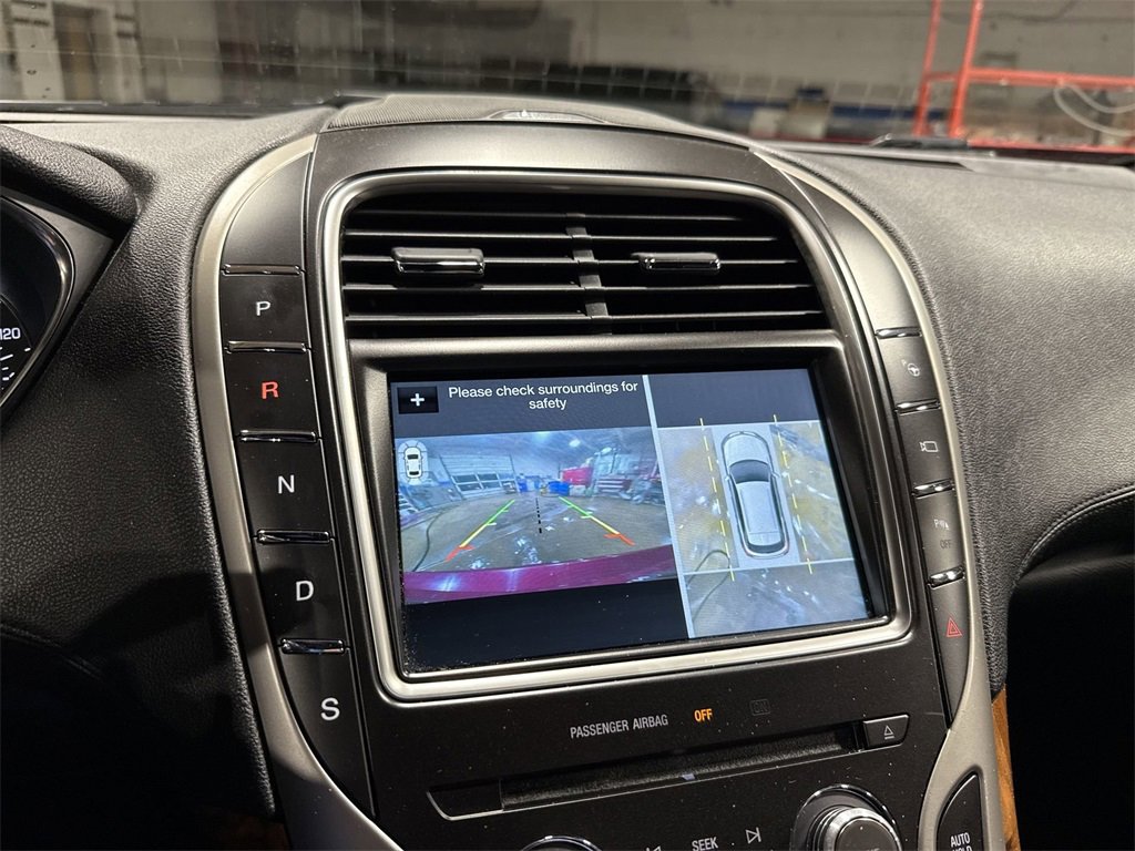 Used 2016 Lincoln MKX Reserve w/ Luxury Package image 24