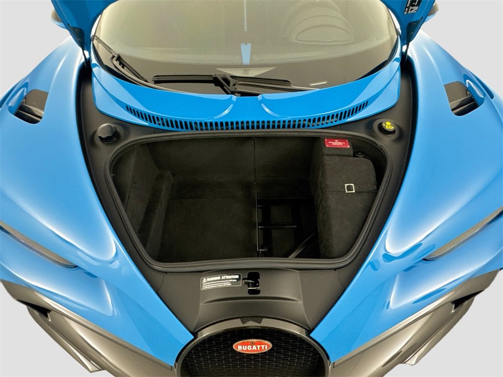 Used 2021 Bugatti Chiron Pur Sport image 29