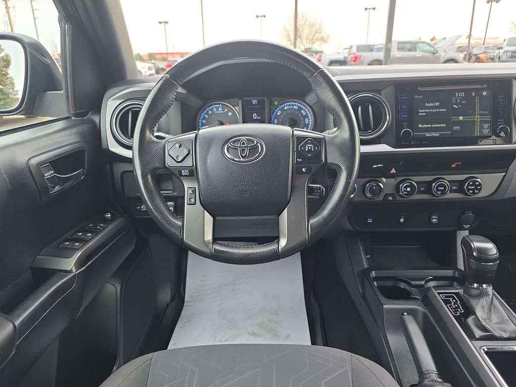 Used 2017 Toyota Tacoma TRD Off-Road image 13