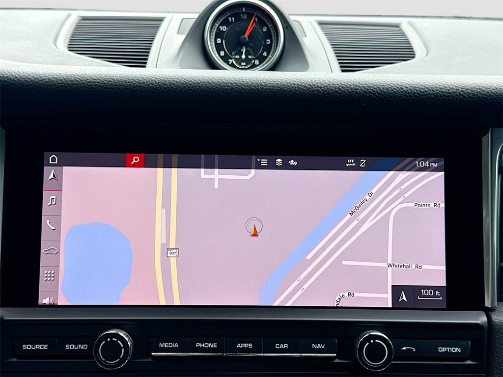 Used 2021 Porsche Macan image 14