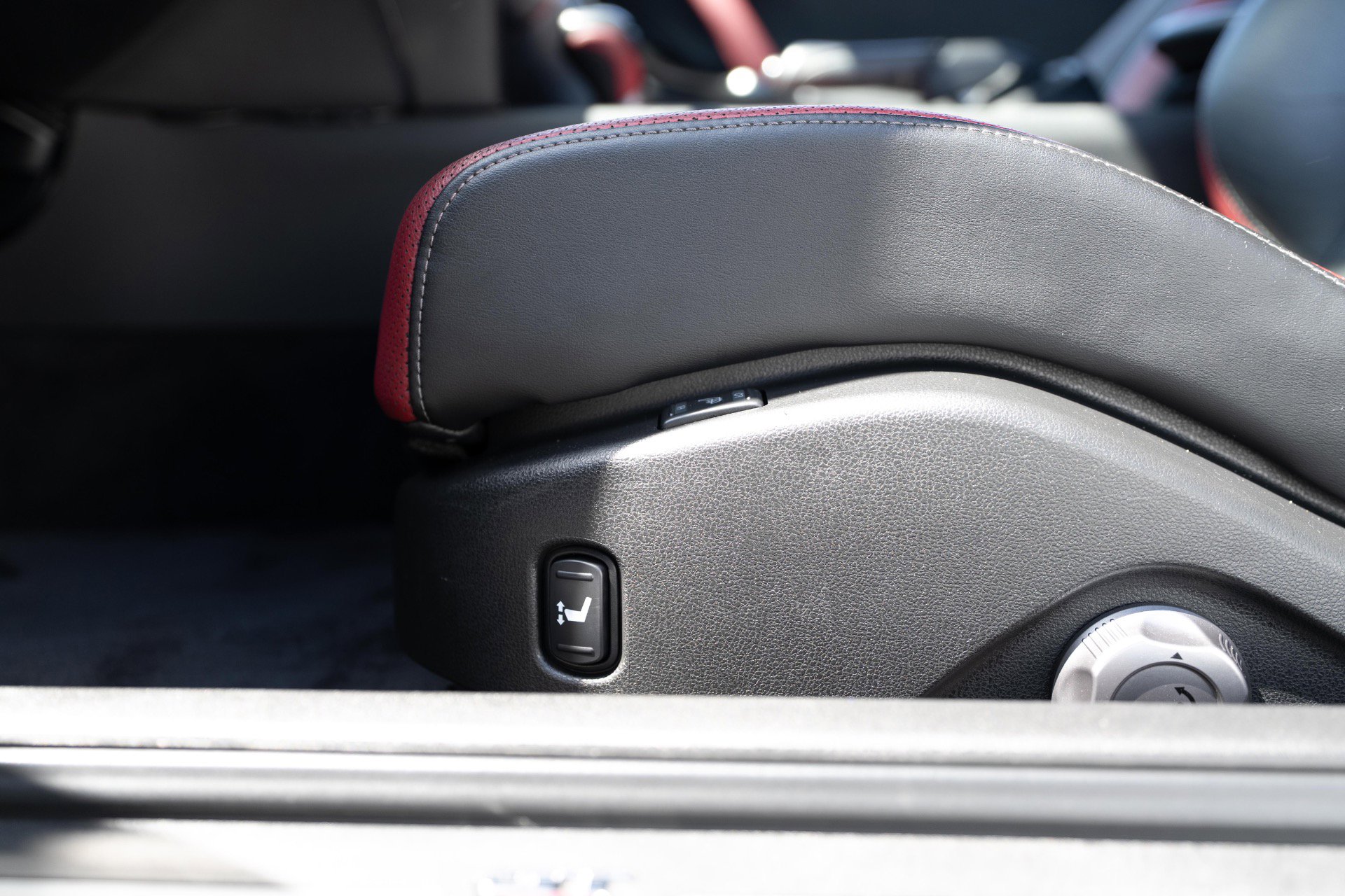 Used 2013 Nissan GT-R Black Edition AWD/4WD image 63
