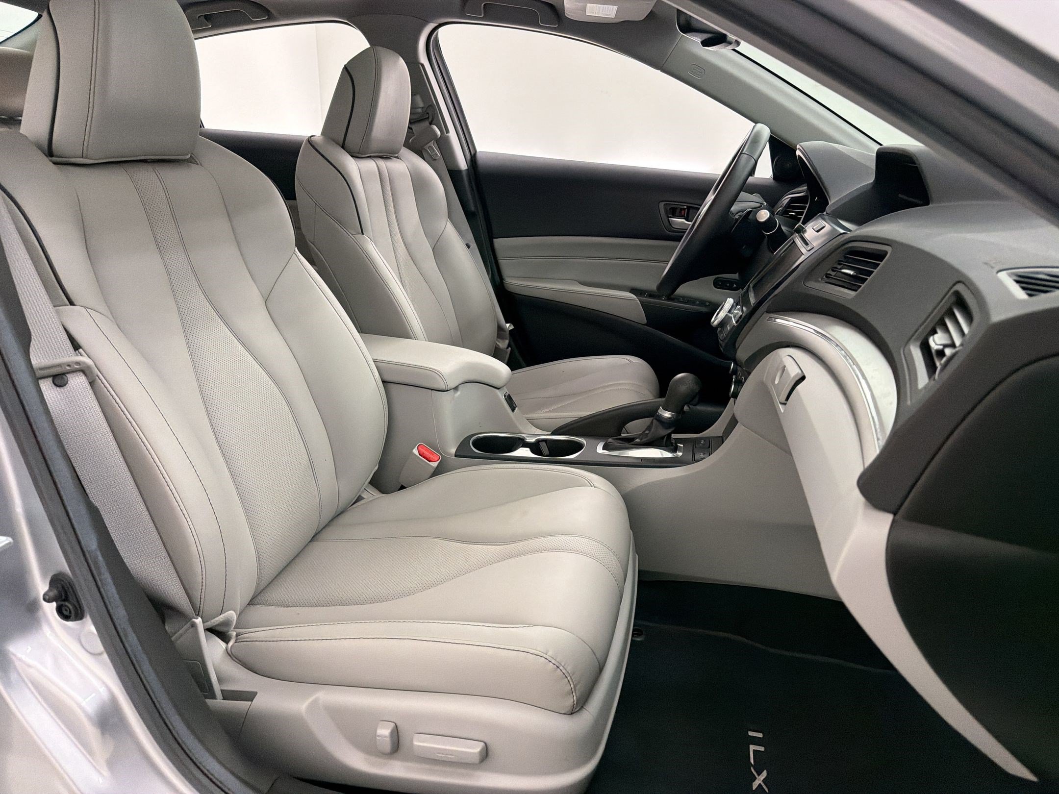 Used 2022 Acura ILX w/ Premium Package FWD image 26