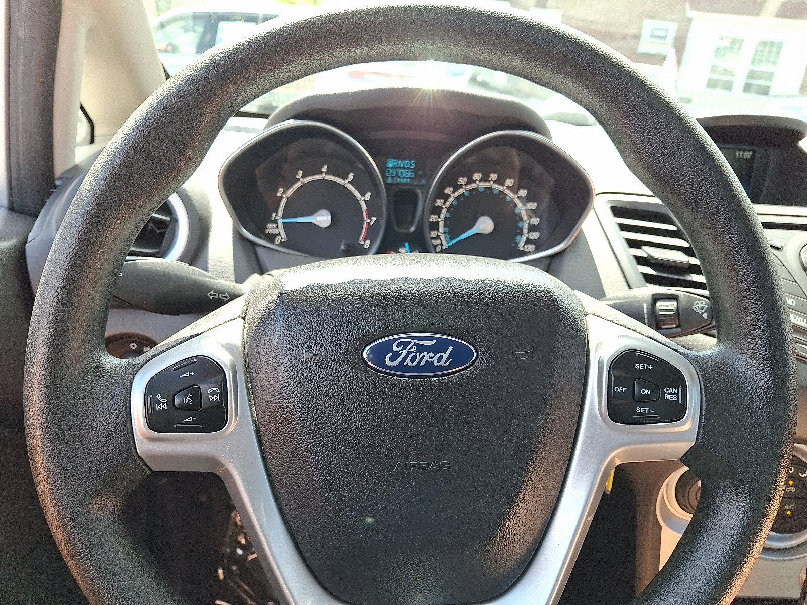 Used 2019 Ford Fiesta SE FWD image 20
