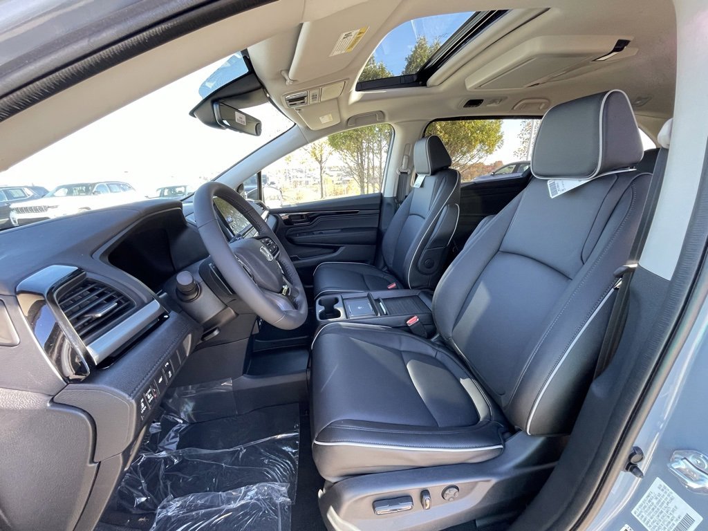 New 2026 Honda Odyssey Touring image 30