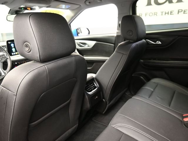 Used 2024 Chevrolet Blazer LT w/ LPO, Black Grille Bar Package image 23