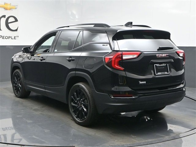 Used 2023 GMC Terrain SLT w/ Infotainment Package II image 35