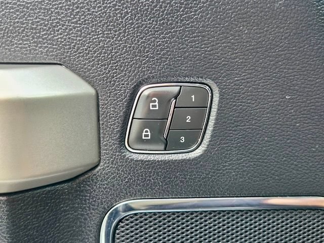 Used 2019 Ford F150 Lariat AWD/4WD image 32