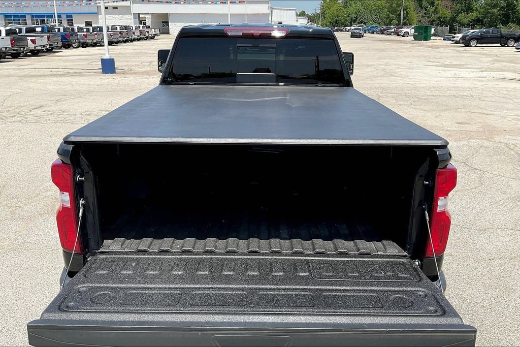 Used 2024 Chevrolet Silverado 2500 High Country AWD/4WD image 25