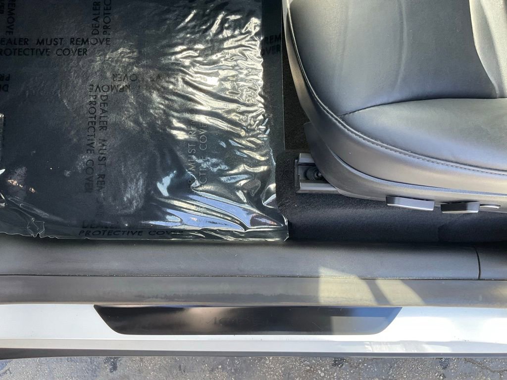 Used 2021 Tesla Model Y Long Range image 15