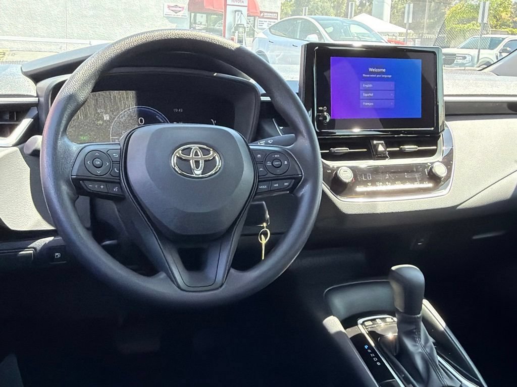 Used 2026 Toyota Corolla LE w/ Carpet Mat Package (TMS) FWD image 26