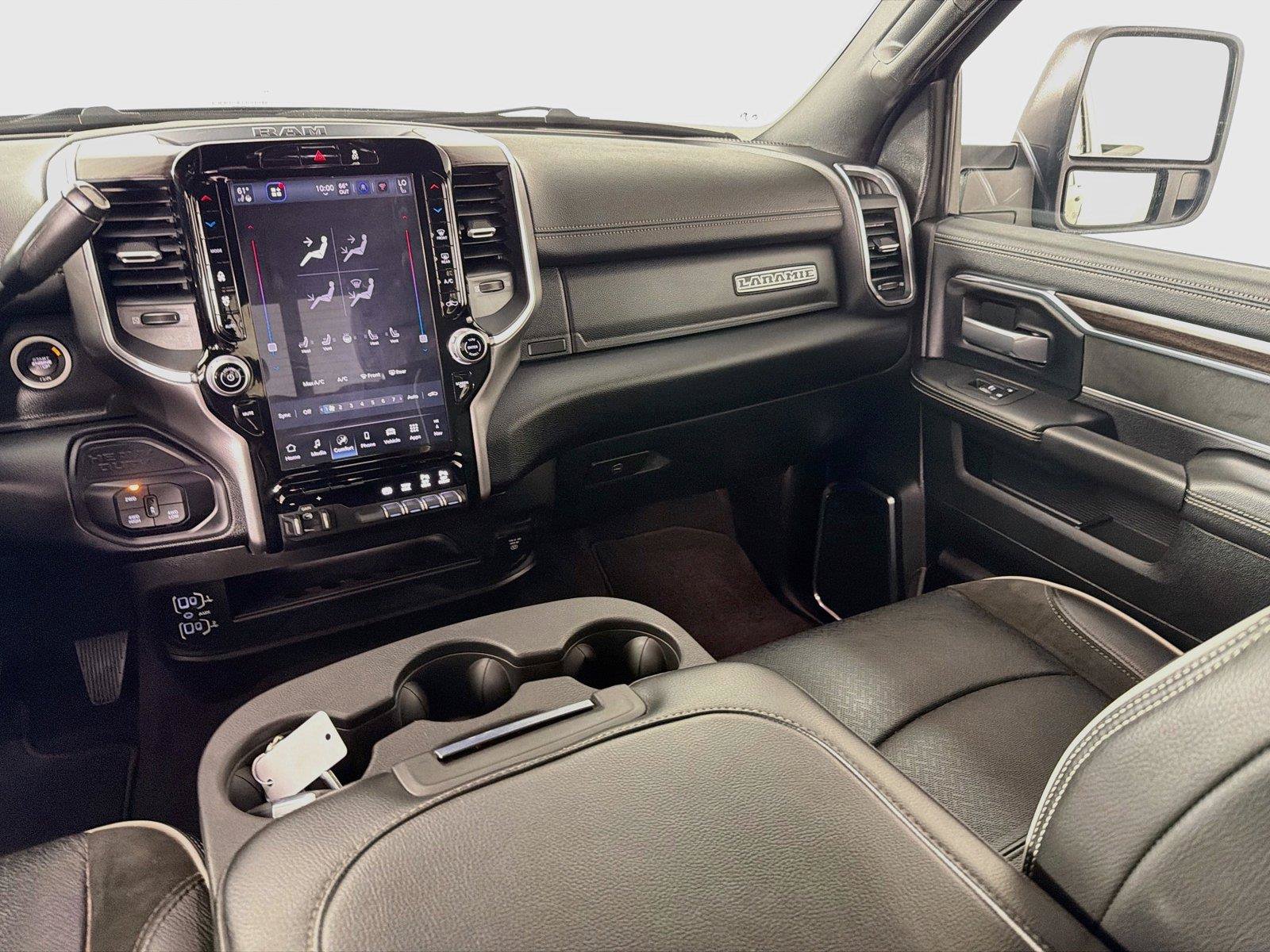 Used 2026 RAM 2500 Laramie AWD/4WD image 28