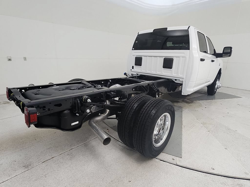 New 2026 RAM 3500 Tradesman w/ Chrome Appearance Group A AWD/4WD image 8
