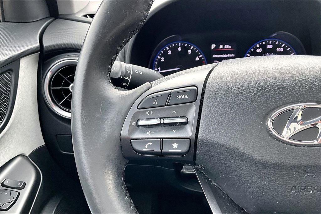 Used 2023 Hyundai Kona SEL w/ Convenience Package image 18