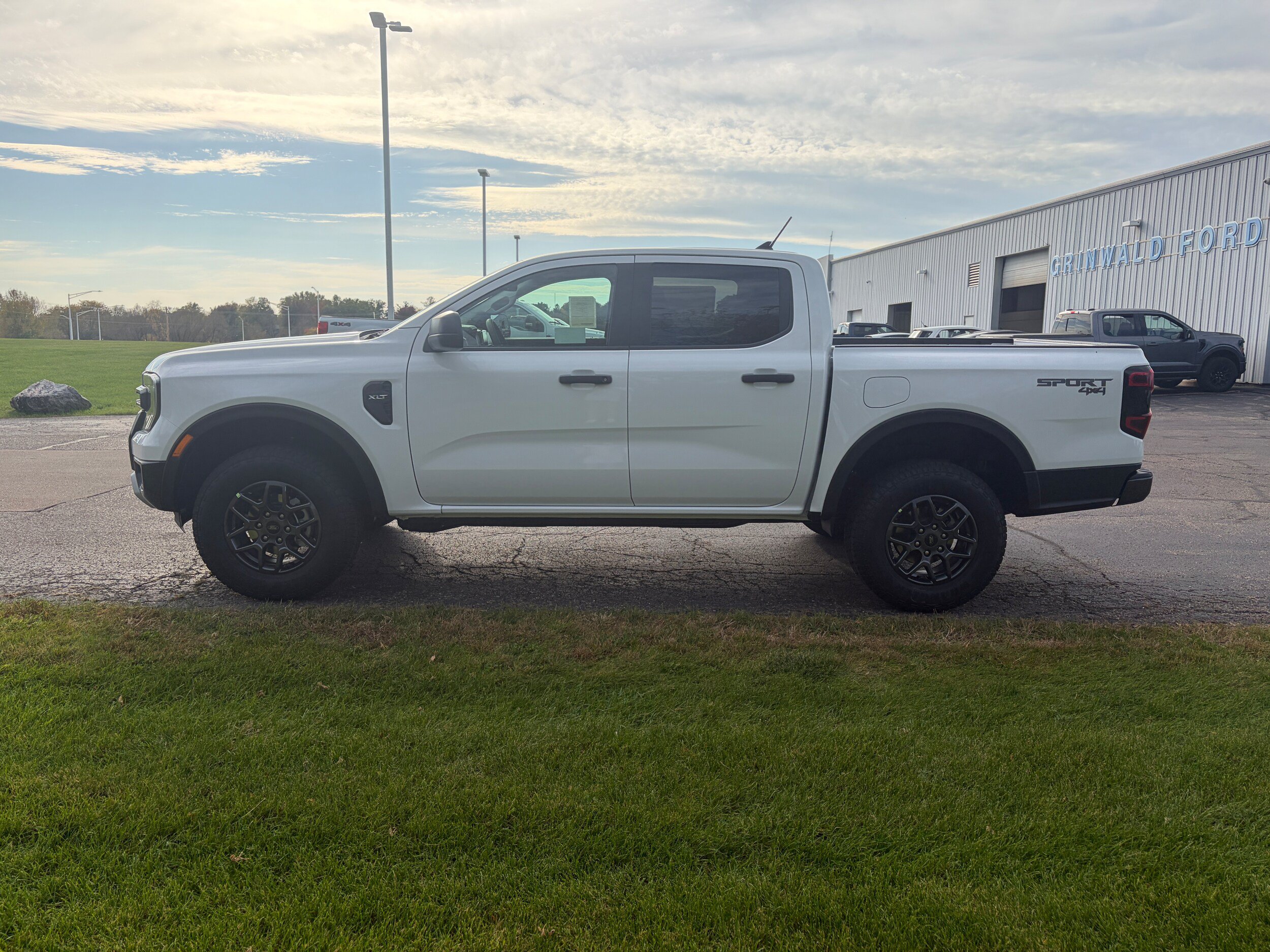 New 2026 Ford Ranger XLT w/ Trailer Tow Package AWD/4WD image 7