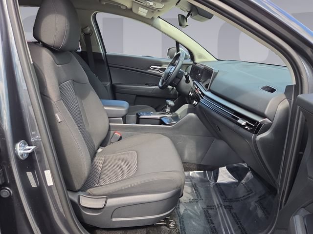 Used 2026 Kia Sportage LX AWD/4WD image 17