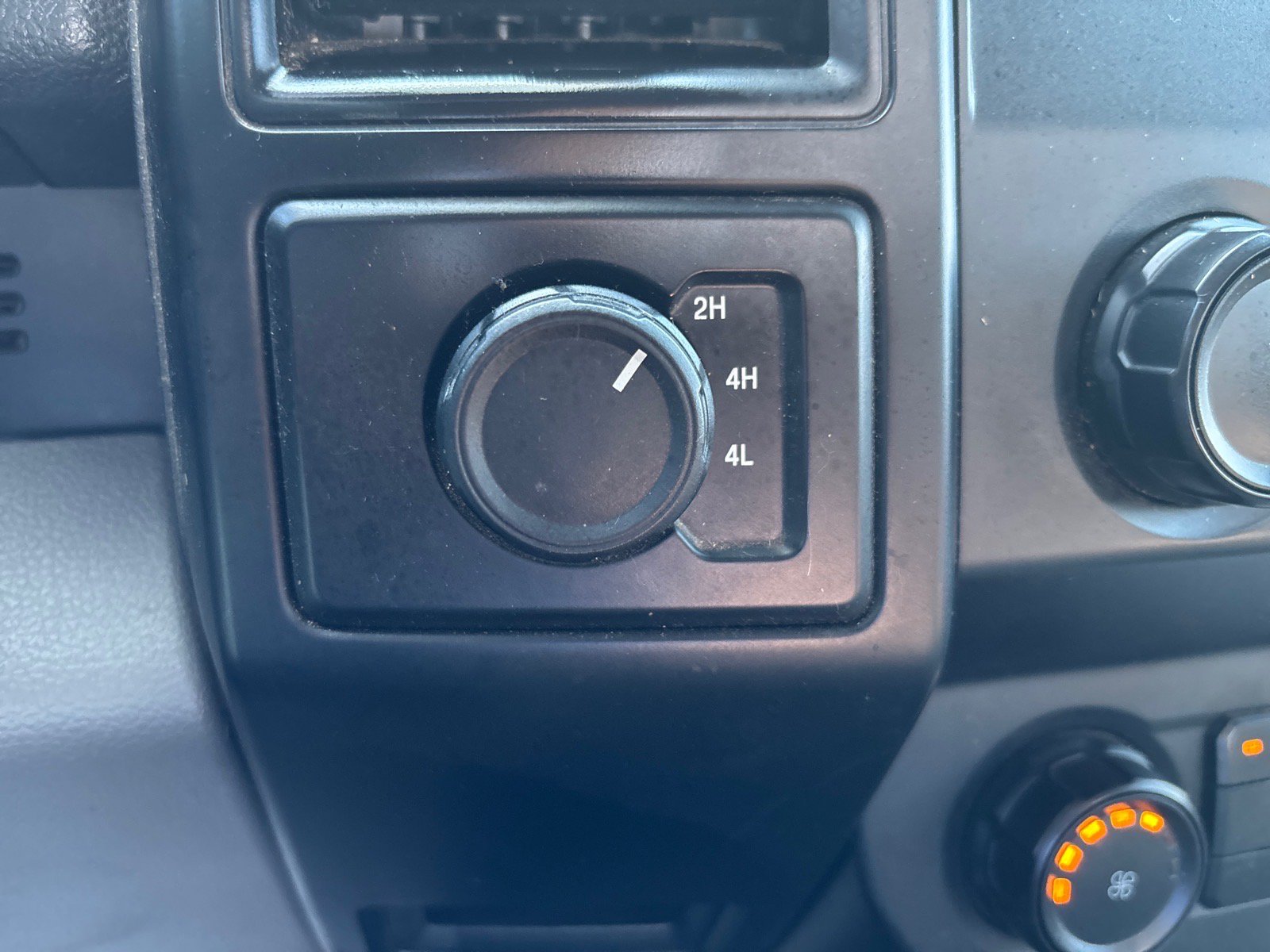 Used 2019 Ford F150 XL w/ Equipment Group 101A Mid AWD/4WD image 21
