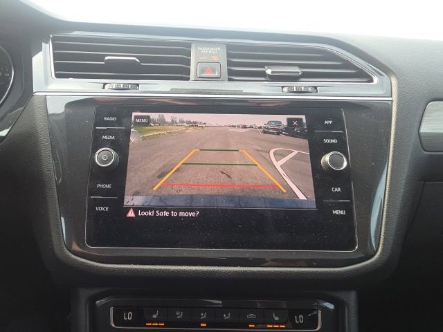 Used 2019 Volkswagen Tiguan SE AWD/4WD image 29