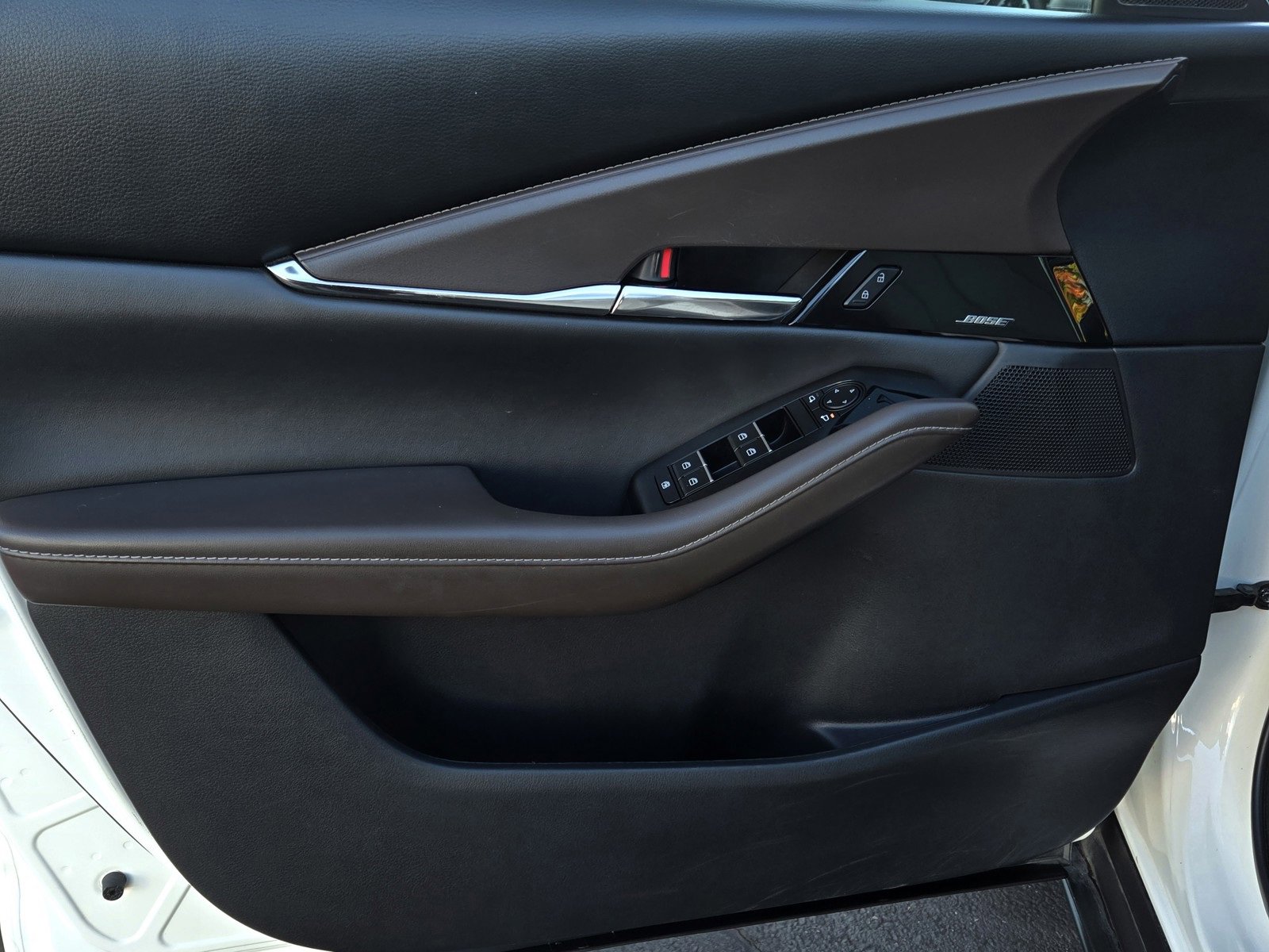 Used 2024 MAZDA CX-30 AWD 2.5 S w/ Premium Package image 8