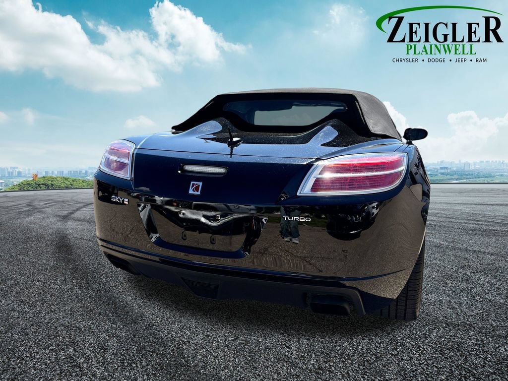 Used 2007 Saturn Sky Red Line RWD image 4