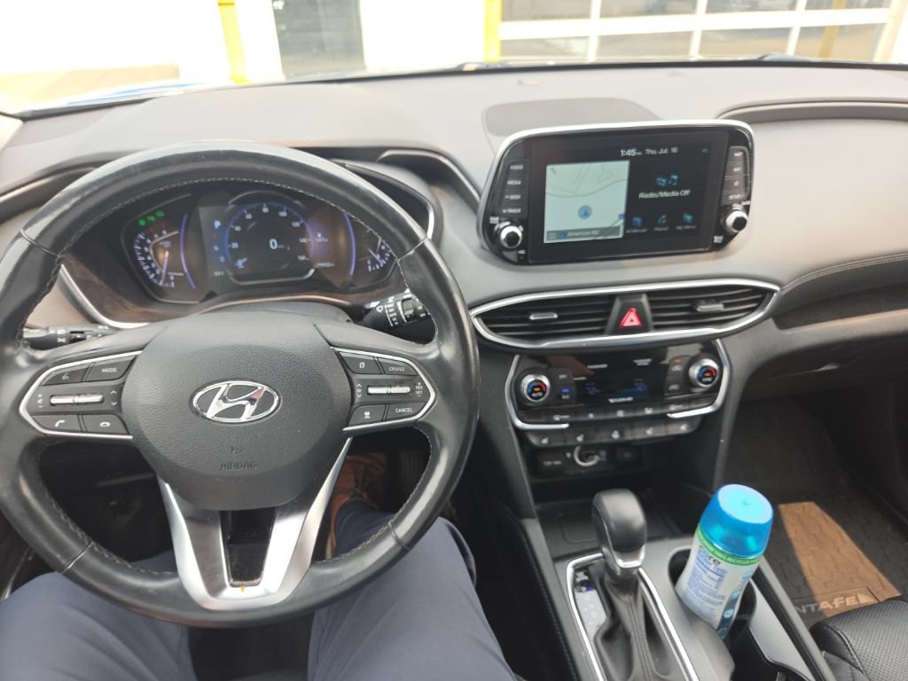 Used 2020 Hyundai Santa Fe Limited AWD/4WD image 22
