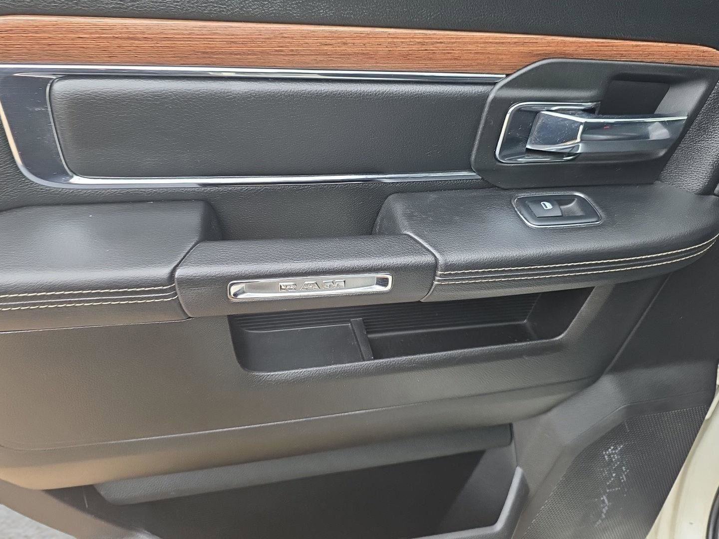 Used 2018 RAM 2500 Laramie w/ Convenience Group image 34