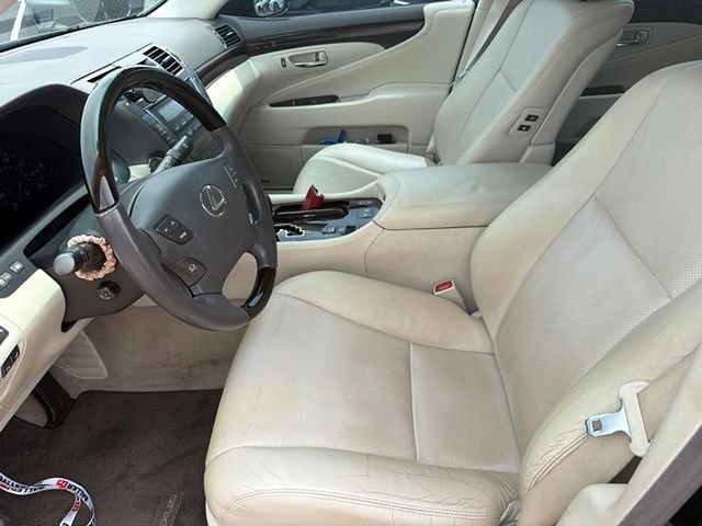 Used 2008 Lexus LS 460 RWD image 5