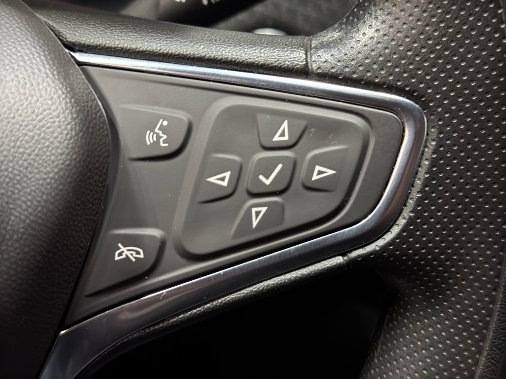 Used 2025 Chevrolet Malibu LT image 22