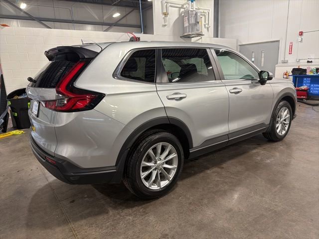 Used 2025 Honda CR-V EX image 5