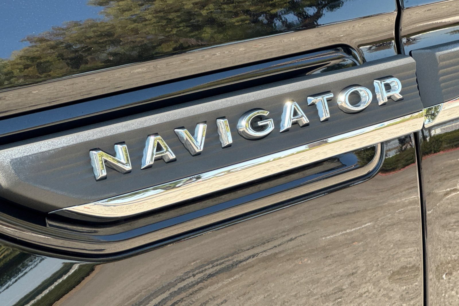 Certified 2023 Lincoln Navigator Reserve AWD/4WD image 27