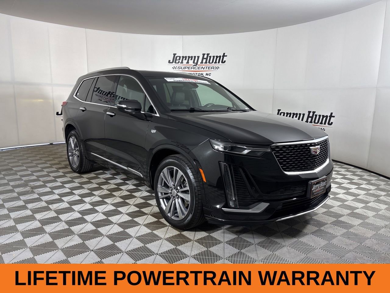 Used 2024 Cadillac XT6 Premium Luxury w/ LPO, Floor Liner Package image 4