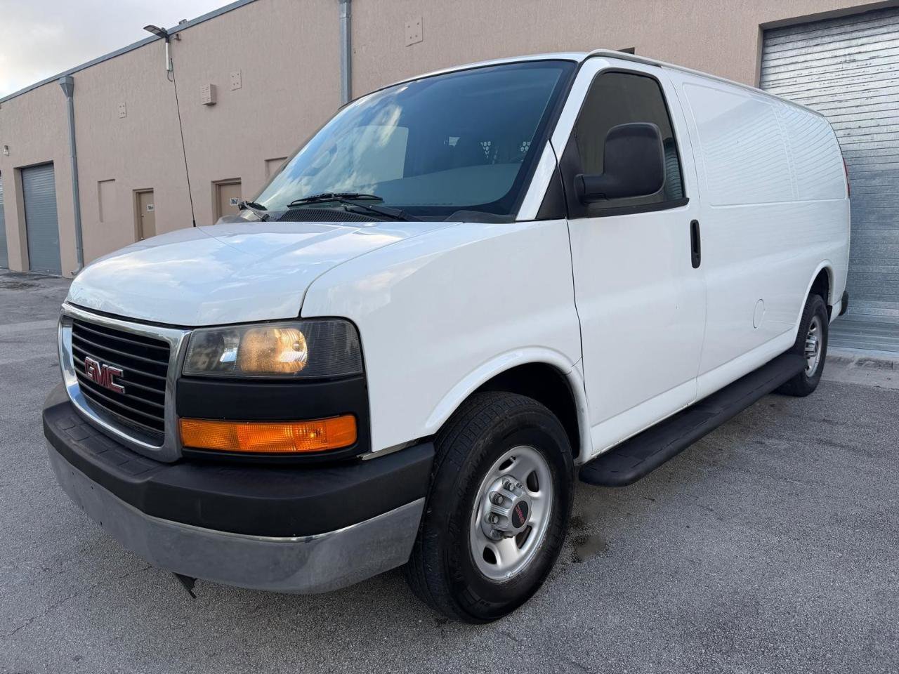 Used 2016 GMC Savana 2500 image 7