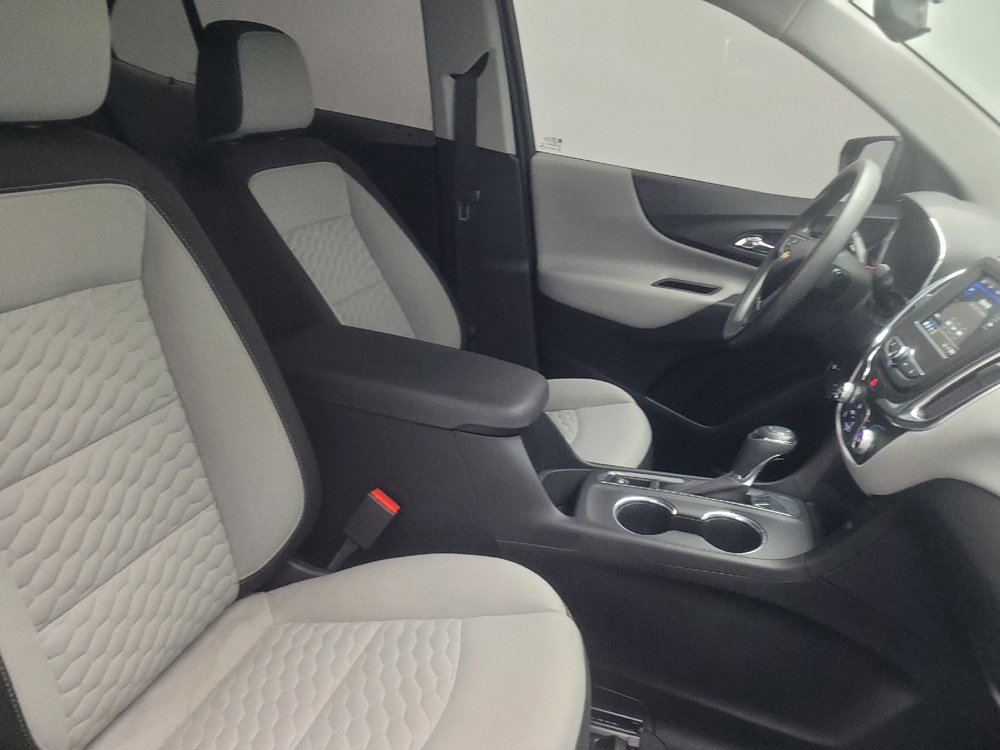 Used 2019 Chevrolet Equinox LS FWD image 21
