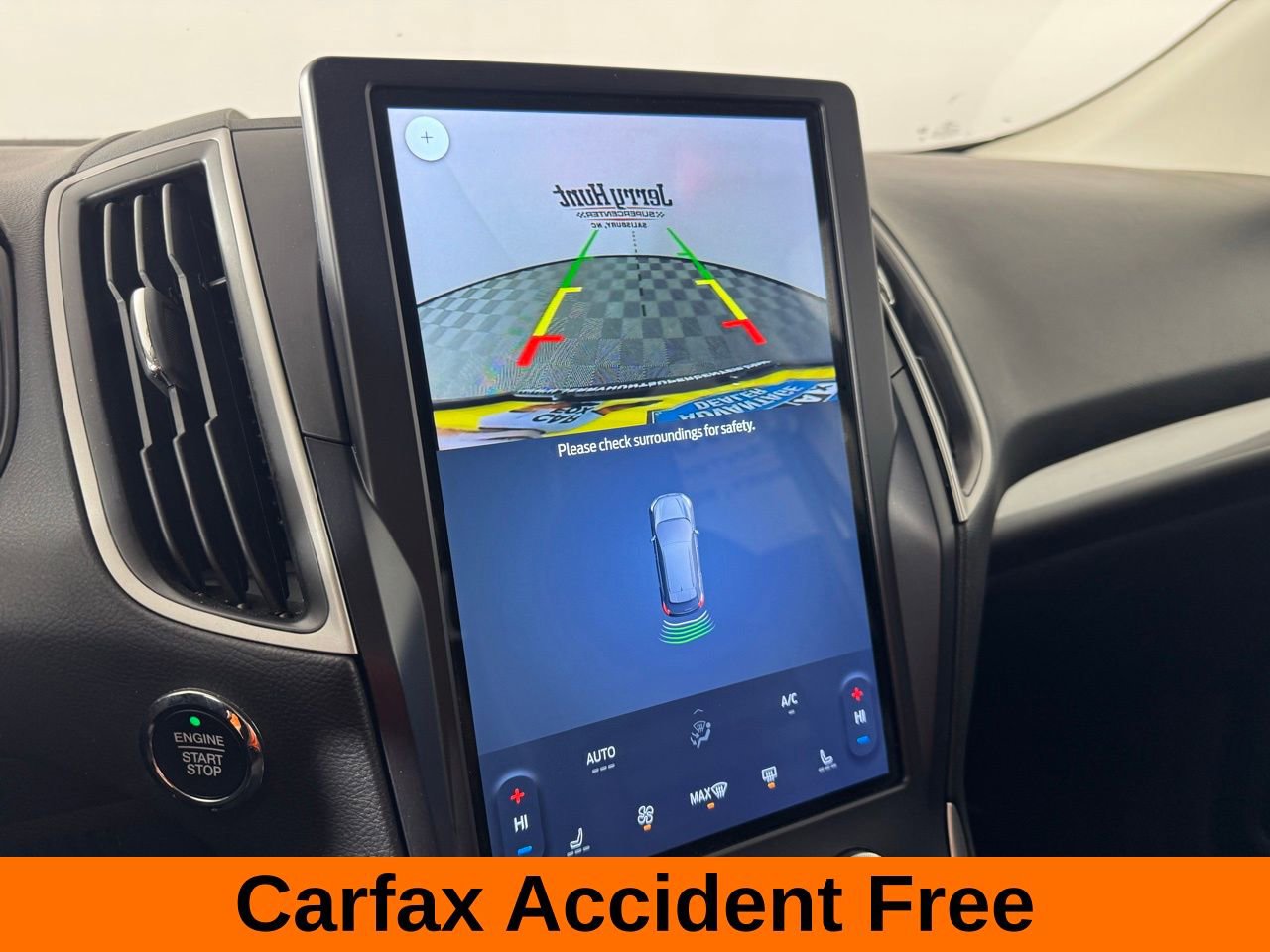 Used 2023 Ford Edge SEL image 3