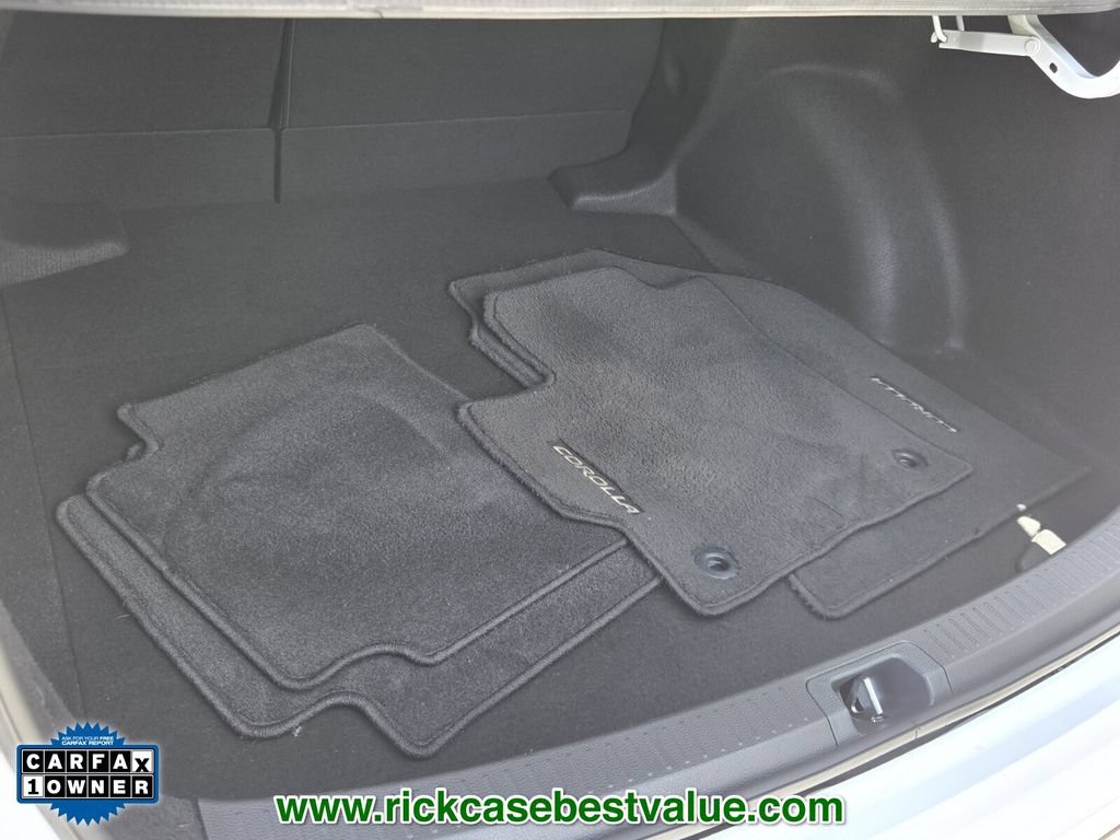 Used 2023 Toyota Corolla LE FWD image 14