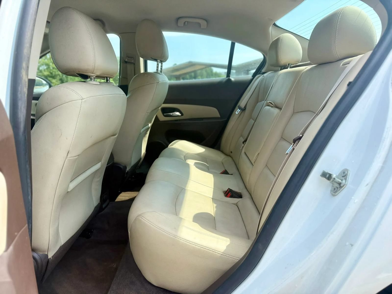 Used 2015 Chevrolet Cruze LT FWD image 13