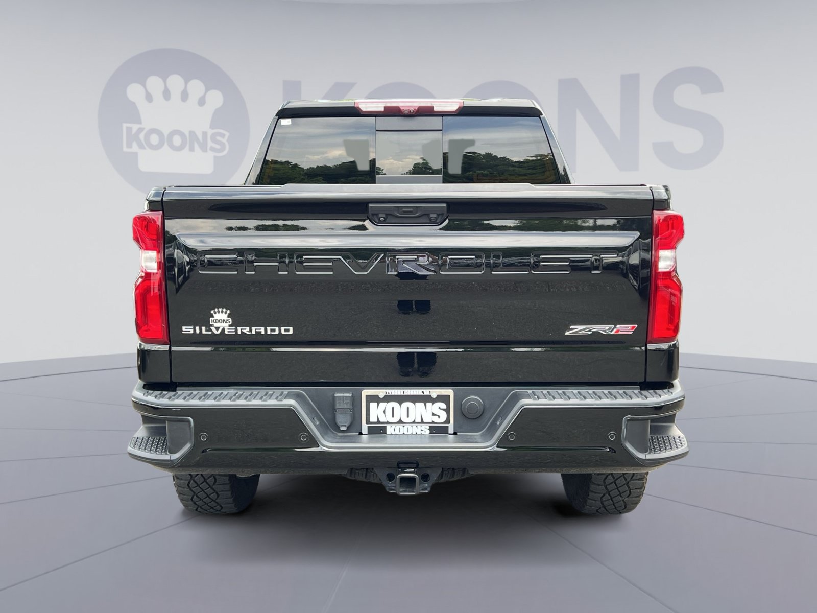 Used 2023 Chevrolet Silverado 1500 ZR2 w/ Technology Package AWD/4WD image 5