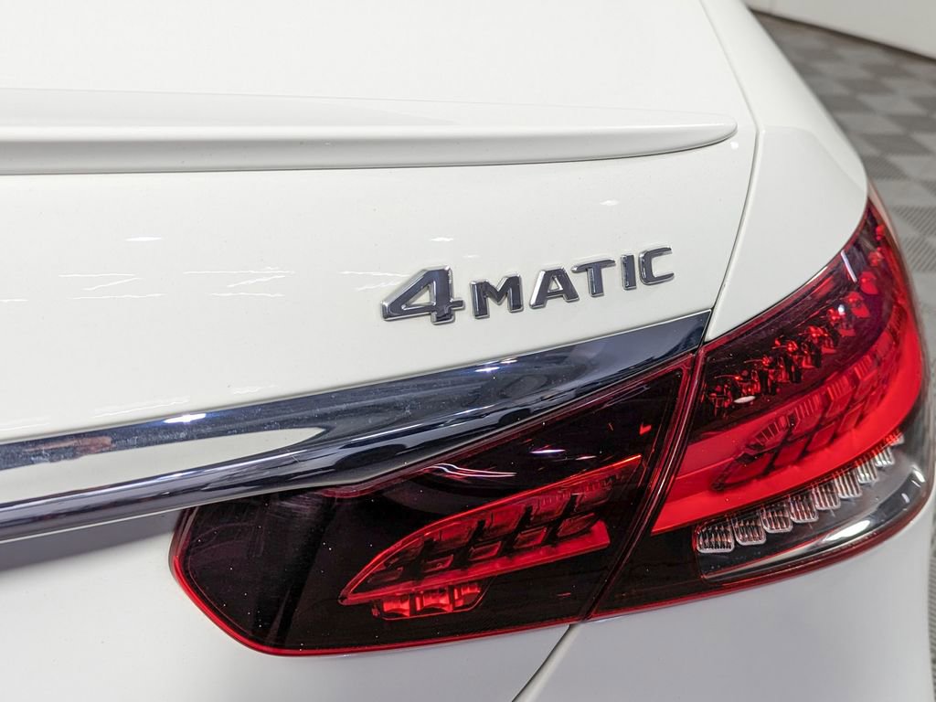 Used 2022 Mercedes-Benz E 350 4MATIC Sedan image 11