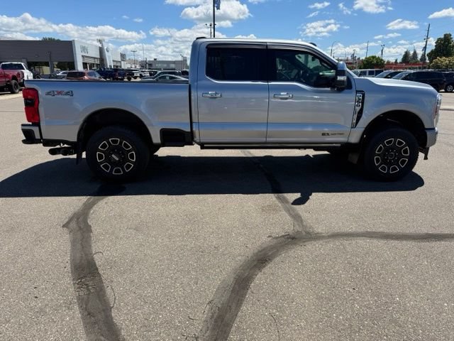 Used 2023 Ford F350 Platinum AWD/4WD image 11