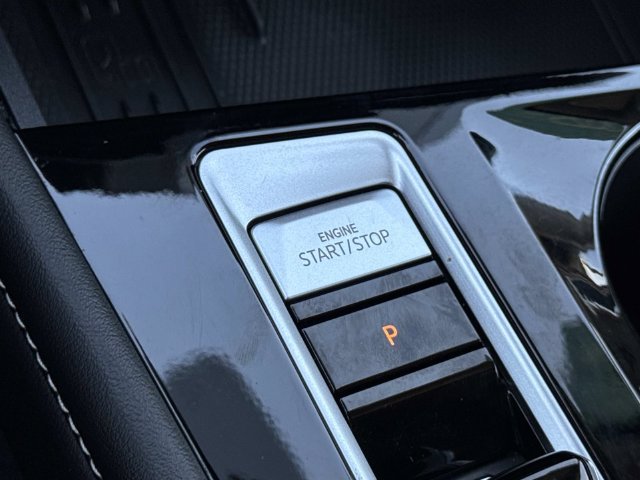 Certified 2025 Volkswagen Atlas SE AWD/4WD image 19