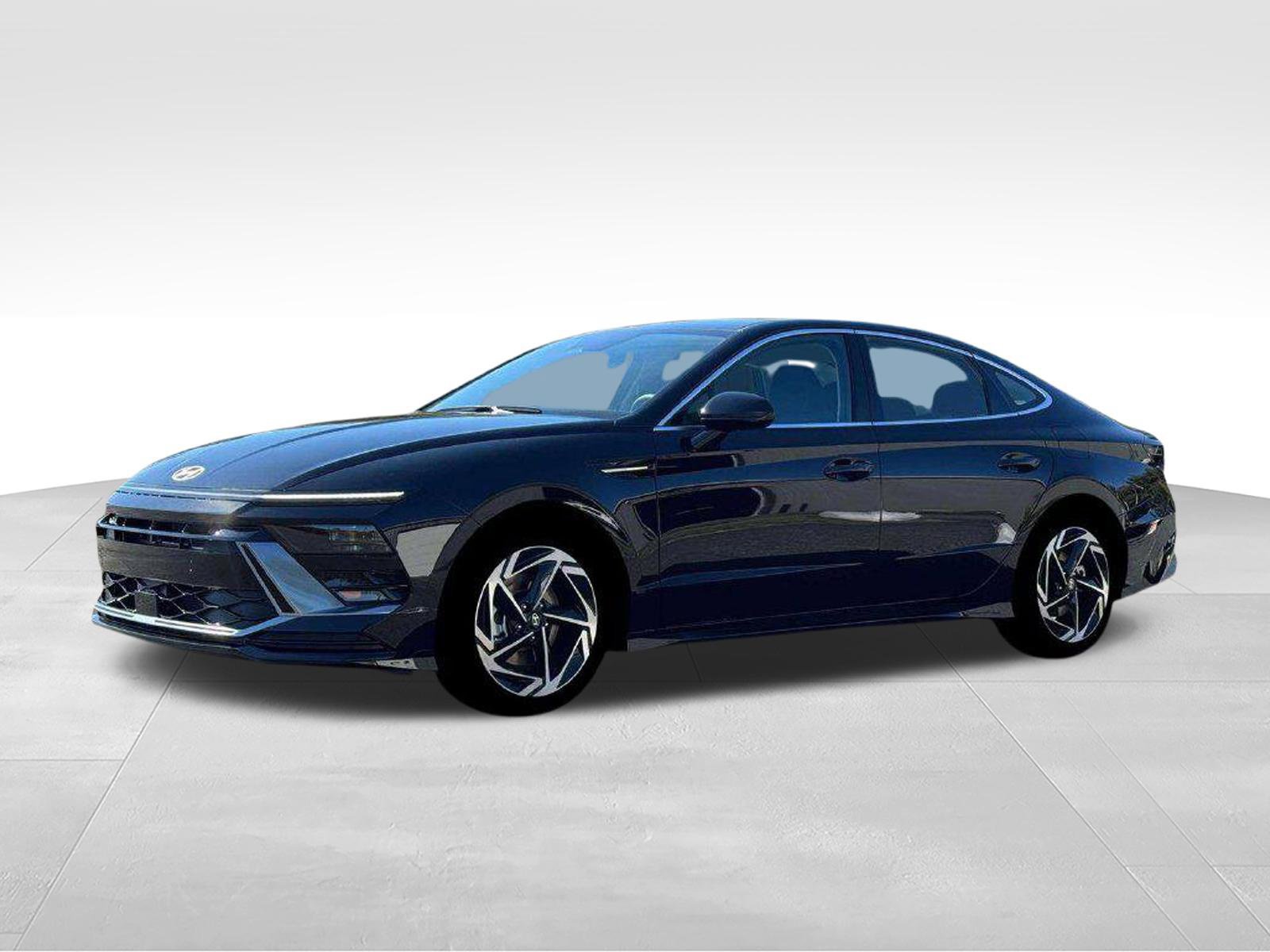 New 2026 Hyundai Sonata SEL FWD image 2