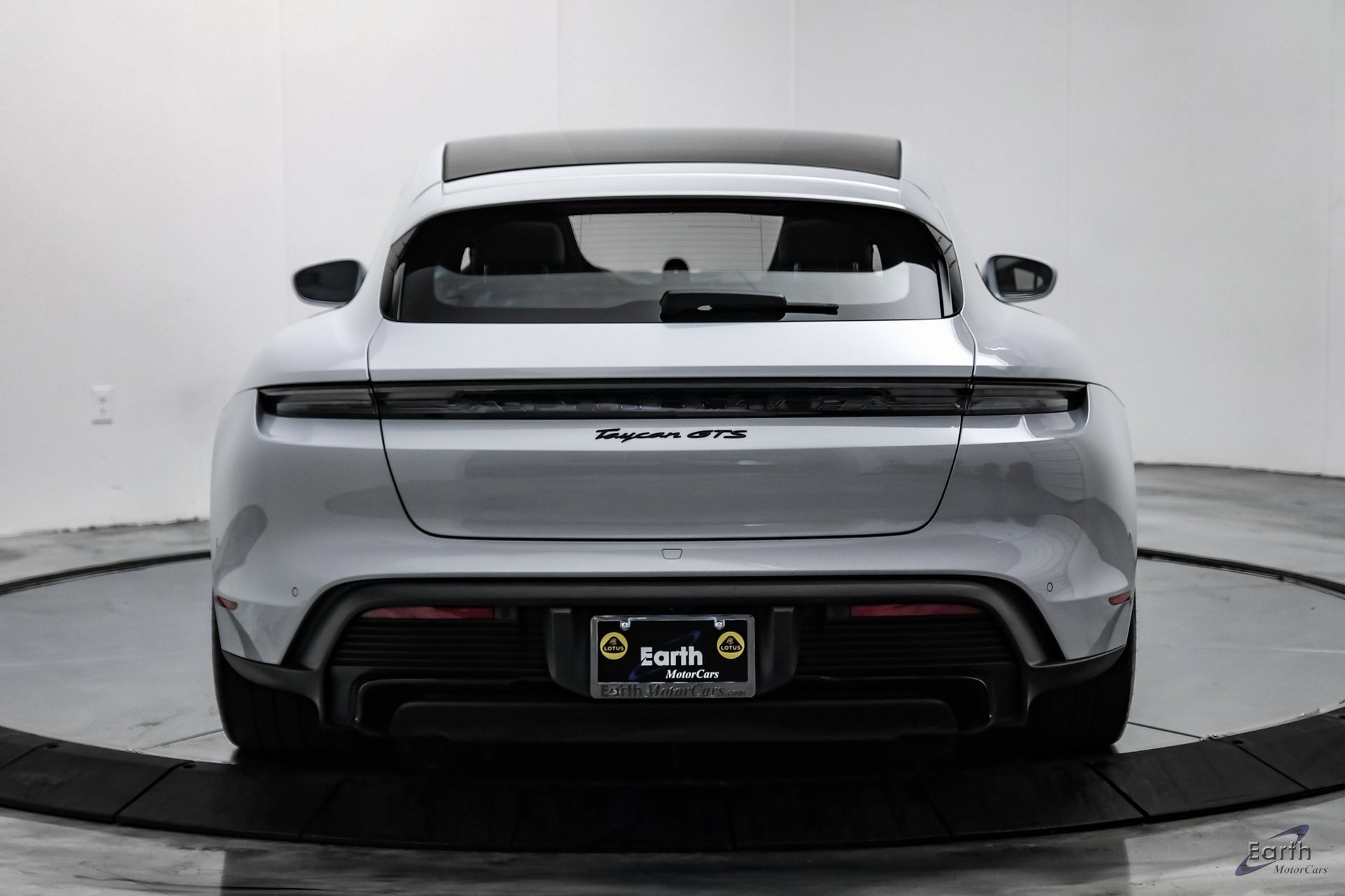 Used 2023 Porsche Taycan GTS w/ Premium Package image 10